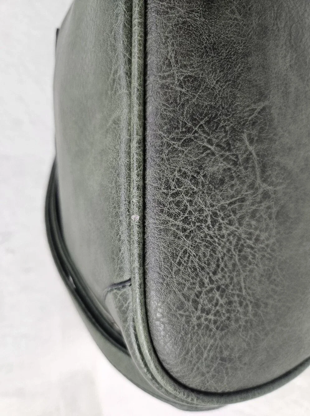 Green Faux Leather Crossbody Bucket Bag